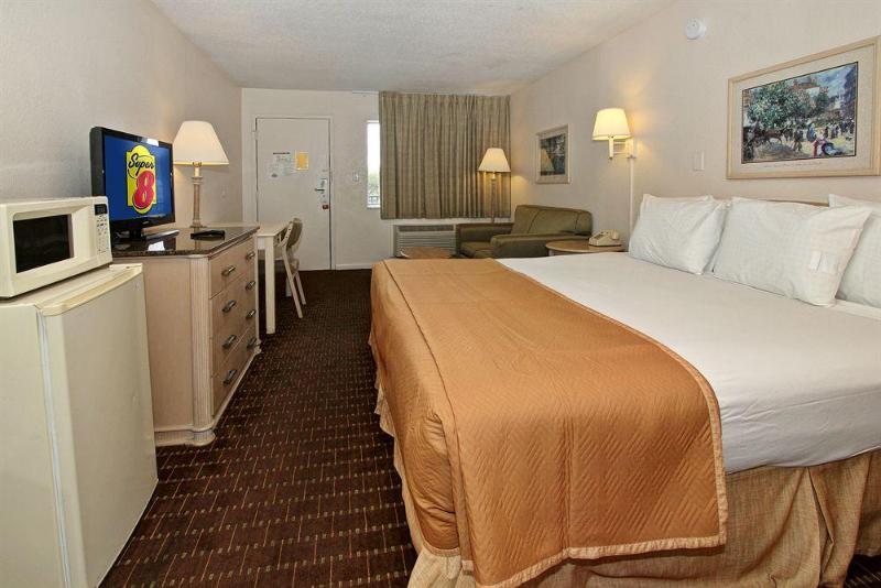 Super 8 By Wyndham Kissimmee/Maingate/Orlando Area Hotel Celebration Ngoại thất bức ảnh